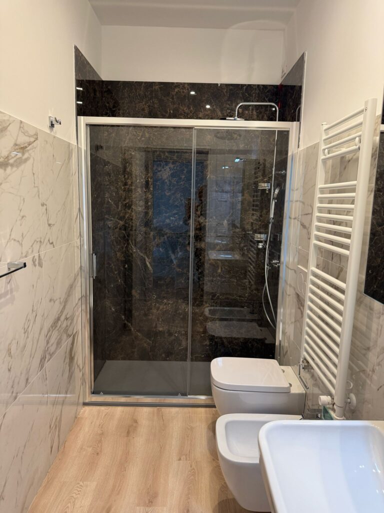 Bagno Bilocale